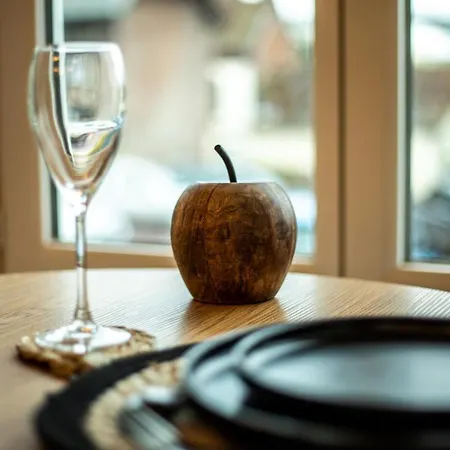 Indus - Jardin, Netflix Et Parking - Le Manoir Aux Pommes *