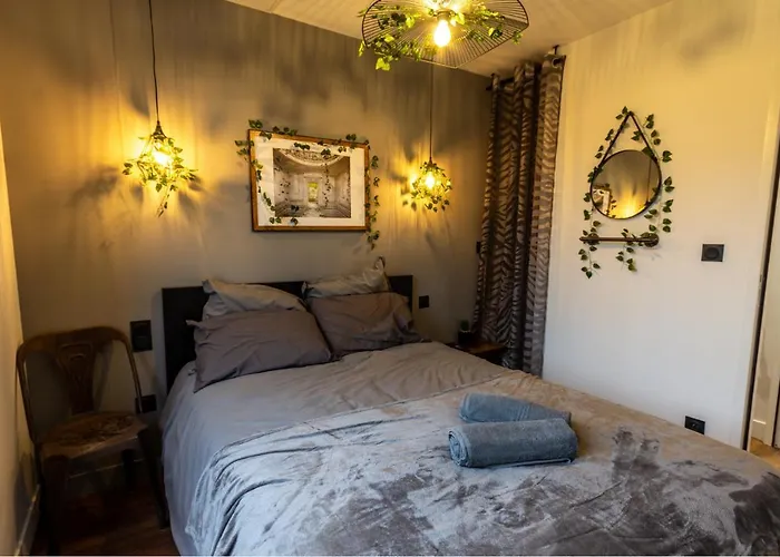 Indus - Jardin, Netflix Et Parking - Le Manoir Aux Pommes * Orbec